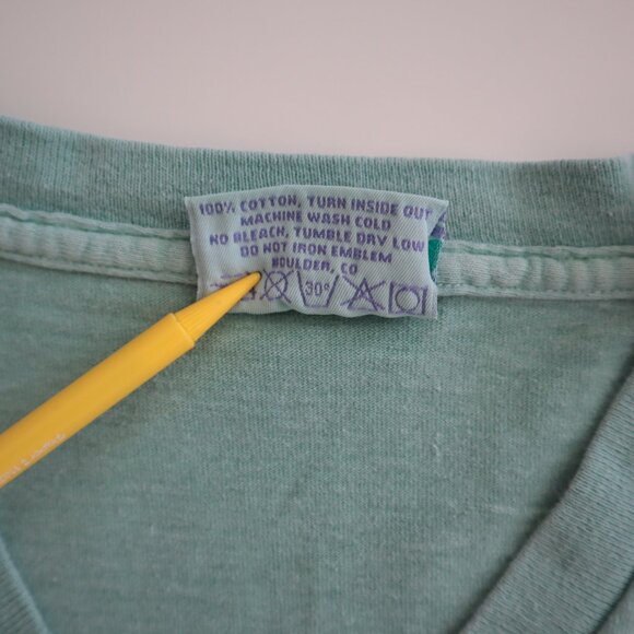 Vintage 90s Fresh Produce Cape May V-Neck Tee | L - Picture 3 of 6